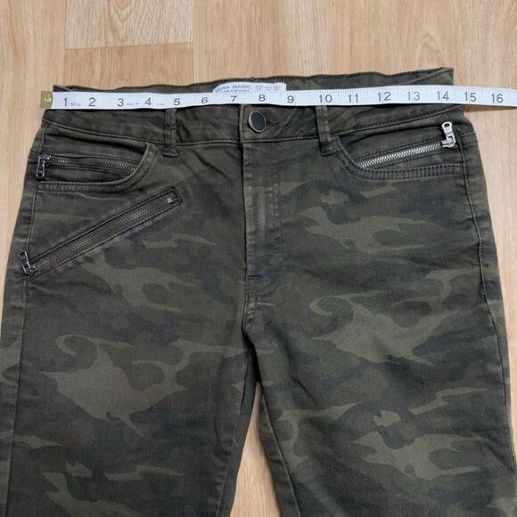 ZARA BASIC Z1975 CAMO JEANS SKINNY MID RISE ARMY GREEN ZIP ACCENT SIZE 6 GRUNGE - Picture 7 of 9